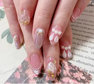 ネイル nail salon Berry所属・前田 りかのネイルデザイン