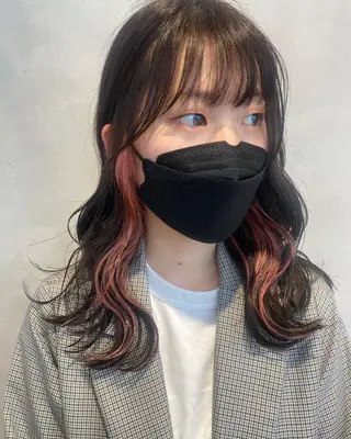 セミロング カラー デザインカラー/パー マ🦖外岡咲希🦖のヘアスタイル
