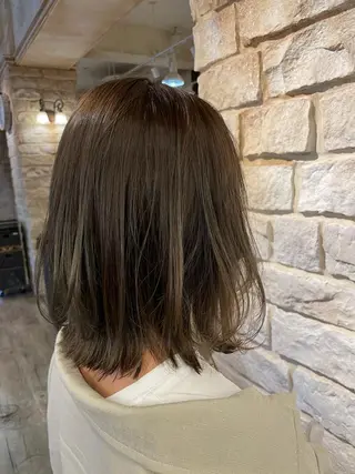 ミディアム 星野 茉由のヘアスタイル