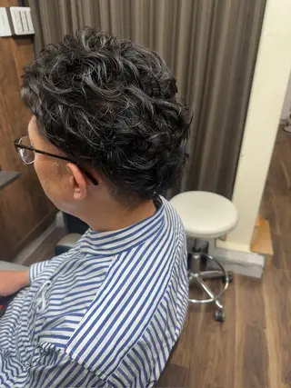 ショート studio LIBERTA'所属・山宮 雅次のヘアスタイル