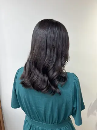 セミロング サワムラ ソナタのヘアスタイル