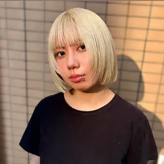 ショート カラー ハイトーン/ウルフ/ レイヤー/Asukaのヘアスタイル