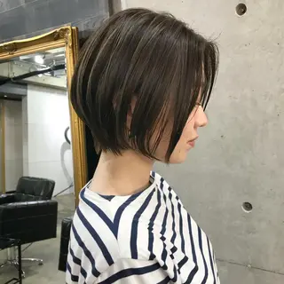 ショート カラー ネイル 中山 天地のヘアスタイル