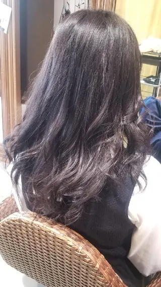 ロング 高口 雅のヘアスタイル