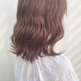 ミディアム カラー 韓国ヘア顔周りカット 艶髪ベージュtamaのヘアスタイル