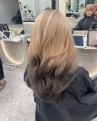 セミロング カラー 韓国ヘア/レイヤー Londエレンのヘアスタイル