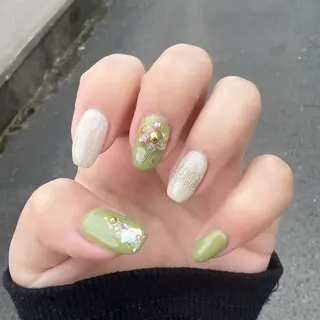 ミディアム B_Mila 水戸   萬城のネイルデザイン