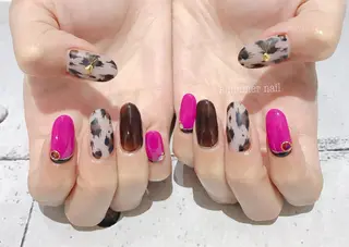 ネイル Shimmer Nail所属・Shimmer Nail⋆*✩のネイルデザイン