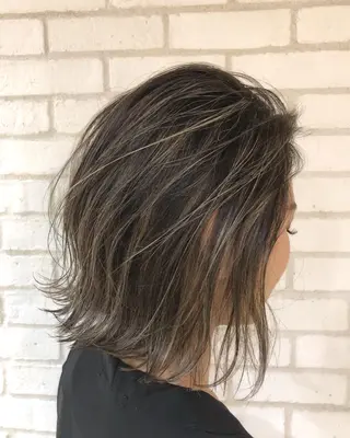 カラー she2.shinjuku所属・takumi Hのヘアスタイル