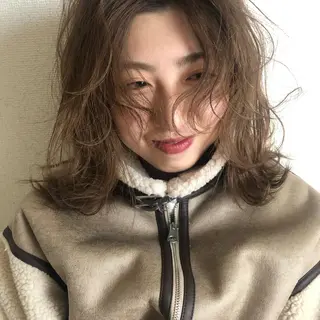 ミディアム カラー ヘアアレンジ 渋谷 留菜のヘアスタイル