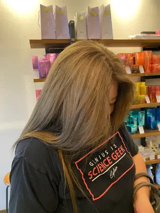 セミロング 希優🌺ソムリエ /ブリーチ/カットのヘアスタイル