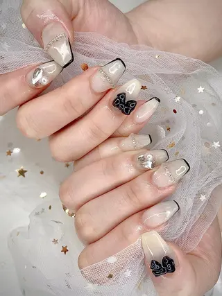 ネイル I-nailロング /ワンホン/キラキラのネイルデザイン