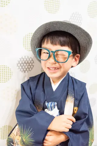 キッズ 野咲き 美容室のマツエク・マツパデザイン