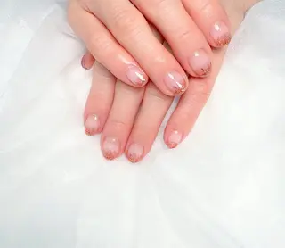 ネイル pink ladyサロン所属・べ にのネイルデザイン