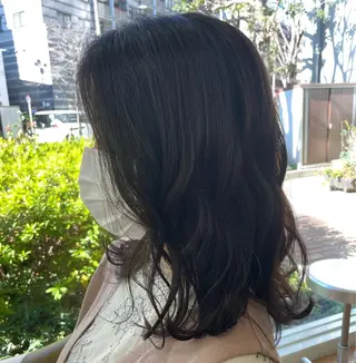 ミディアム 福原 亜祐美のヘアスタイル