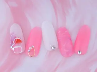 ネイル マジックミラー所属・マジック ミラーのネイルデザイン