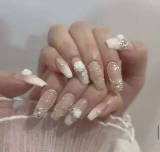 ネイル Hin Nail Osaka所属・Hin Nailsのネイルデザイン