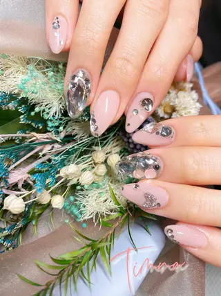 セミロング NAILSALON 🍔Timna🍟のネイルデザイン