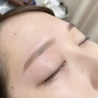 アイブロウ FURU HATAのマツエク・マツパデザイン