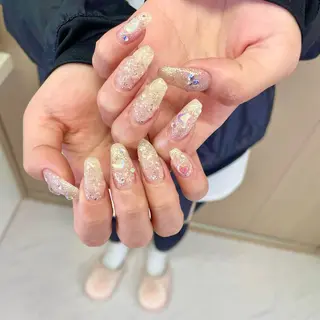 ネイル 大阪福島韓国束感まつ げ Sayaka🤍のマツエク・マツパデザイン