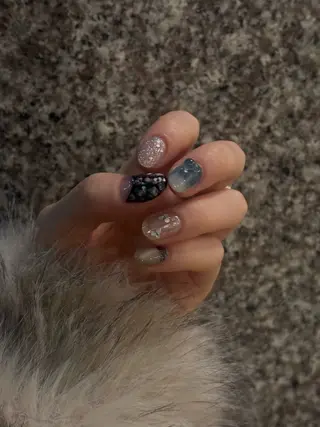 ネイル SALON VILLAGE AOYAMA 2nd所属・mo chiのネイルデザイン