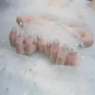 ネイル パーツ全部¥110 サロンミミのネイルデザイン