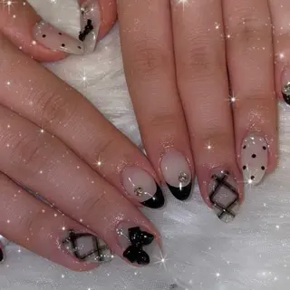 ネイル LUANA所属・LUANA ジュリのネイルデザイン