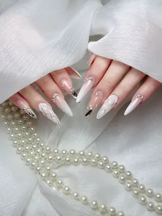 ネイル ENsalon akiのネイルデザイン