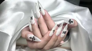 ネイル LR.ONE ヨウのネイルデザイン