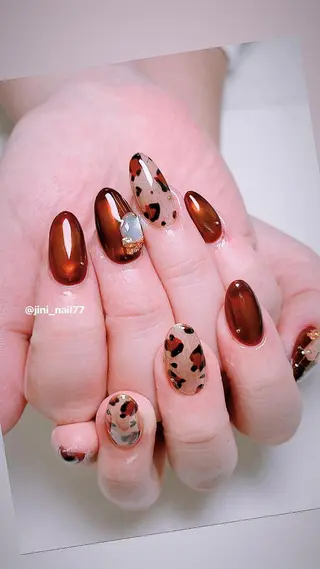 ネイル JINI NAIL所属・ジニ ネイルのネイルデザイン