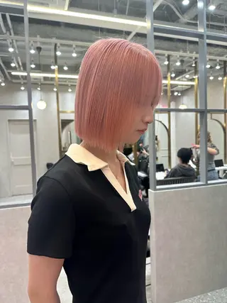 ミディアム カラー ヘアアレンジ yuuto🌈 冬の透け感カラーのヘアスタイル