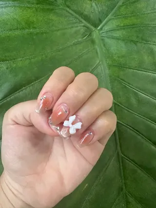 ネイル 宮下 はずきの眉毛・アイブロウイメージ