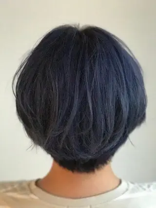 ショート カラー 🌈ディレクター🌈 徳松優希のヘアスタイル