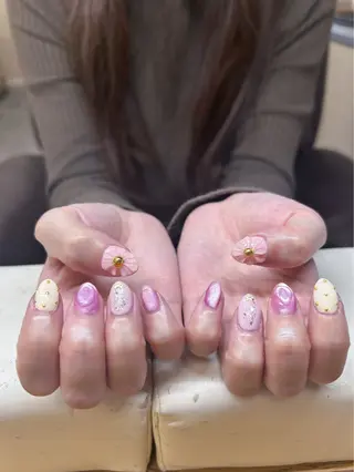 ネイル ネイルサロンエーナイン札幌大通本店所属・宇野 舞美のネイルデザイン