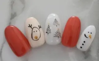 ネイル ゲン レイカのネイルデザイン