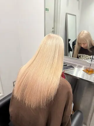 ミディアム カラー 複雑履歴修正/ ハイトーン職人/拓真のヘアスタイル