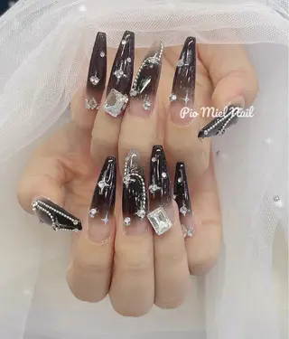 ネイル momo 長さだしのネイルデザイン