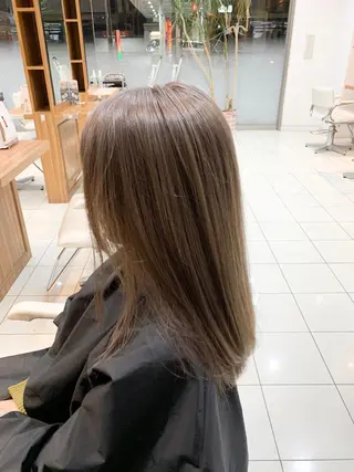 ロング カラー 脱白髪染め美容師 竹内涼乃のヘアスタイル