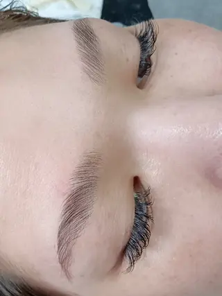 アイブロウ brilliantly.MANIA所属・Nagao Ayumiのマツエク・マツパデザイン