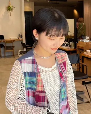 ショート カラー デザインパーマ/ 艶カラー/ボブのヘアスタイル