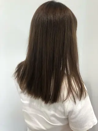 ロング ヤマモト マイのヘアスタイル