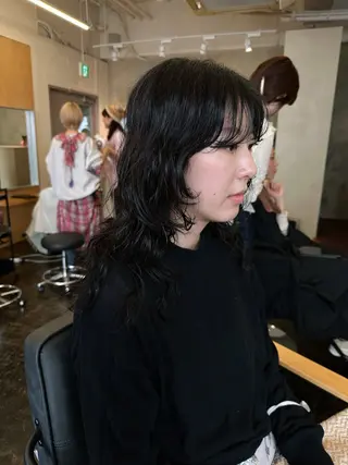 セミロング パーマ yupi🐈‍⬛ レイヤー/パーマのヘアスタイル