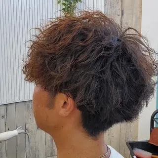 ショート クリーピー　オーナー 福田 将太のヘアスタイル