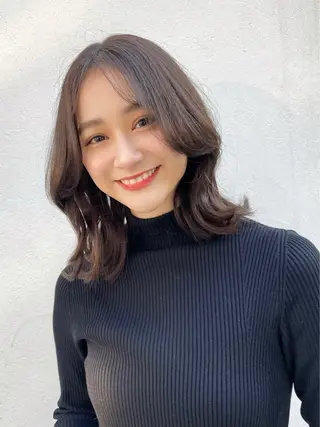 ミディアム 新宿/韓国レイヤー/ 顔周りカット松本美晴のヘアスタイル