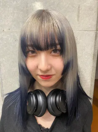 セミロング カラー Yahiko ハイトーンのヘアスタイル