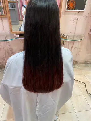 ロング 𝙼𝚒𝚎𝚗𝚎 𝚙𝚒𝚗𝚔所属・山本 葵のヘアスタイル