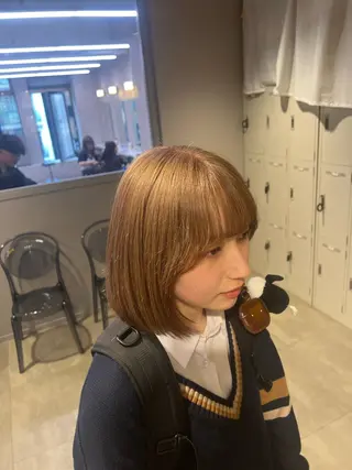 ミディアム カラー 韓国レイヤーカット /REIのヘアスタイル