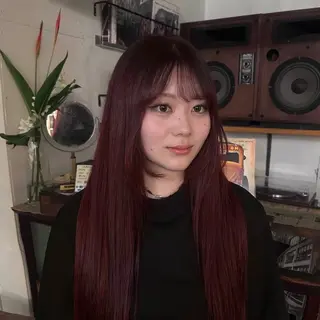 ロング ミユウ/ ニュアンスカラーのヘアスタイル