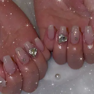 ネイル LUANA所属・LUANA ジュリのネイルデザイン