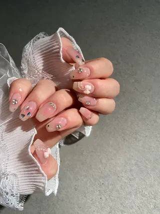 ネイル I-nailロング /ワンホン/キラキラのネイルデザイン